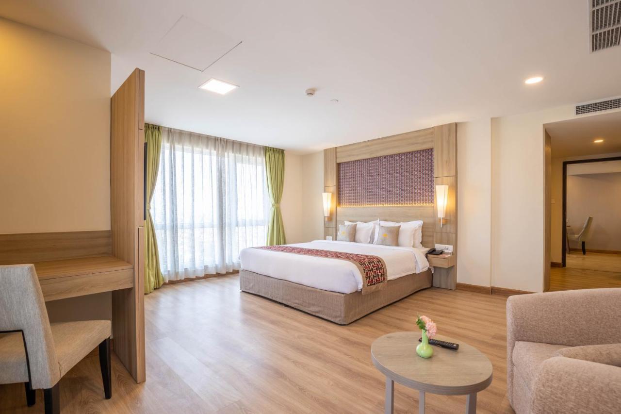 Hotel Crowne Imperial Κατμαντού Εξωτερικό φωτογραφία