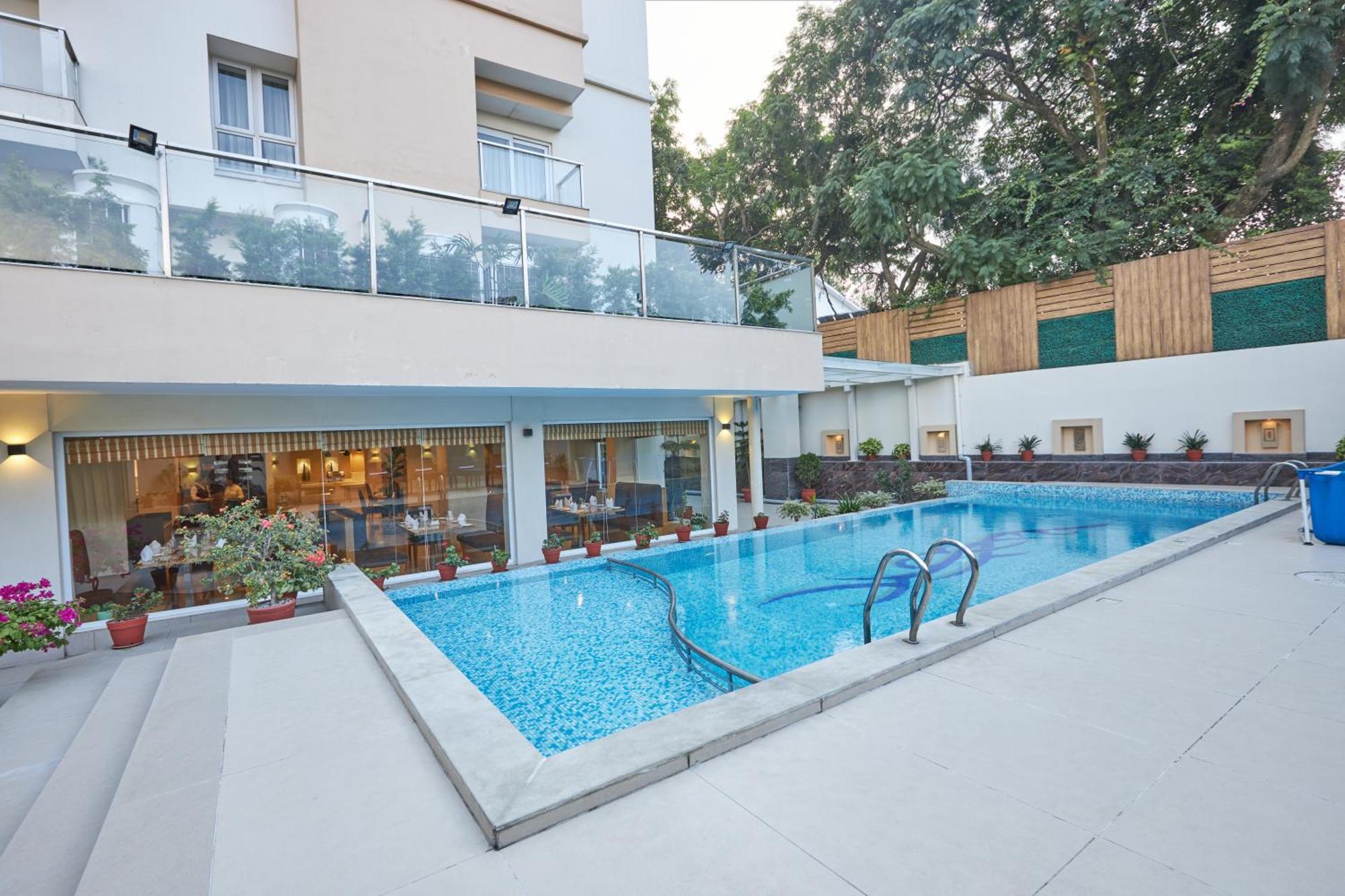 Hotel Crowne Imperial Κατμαντού Εξωτερικό φωτογραφία