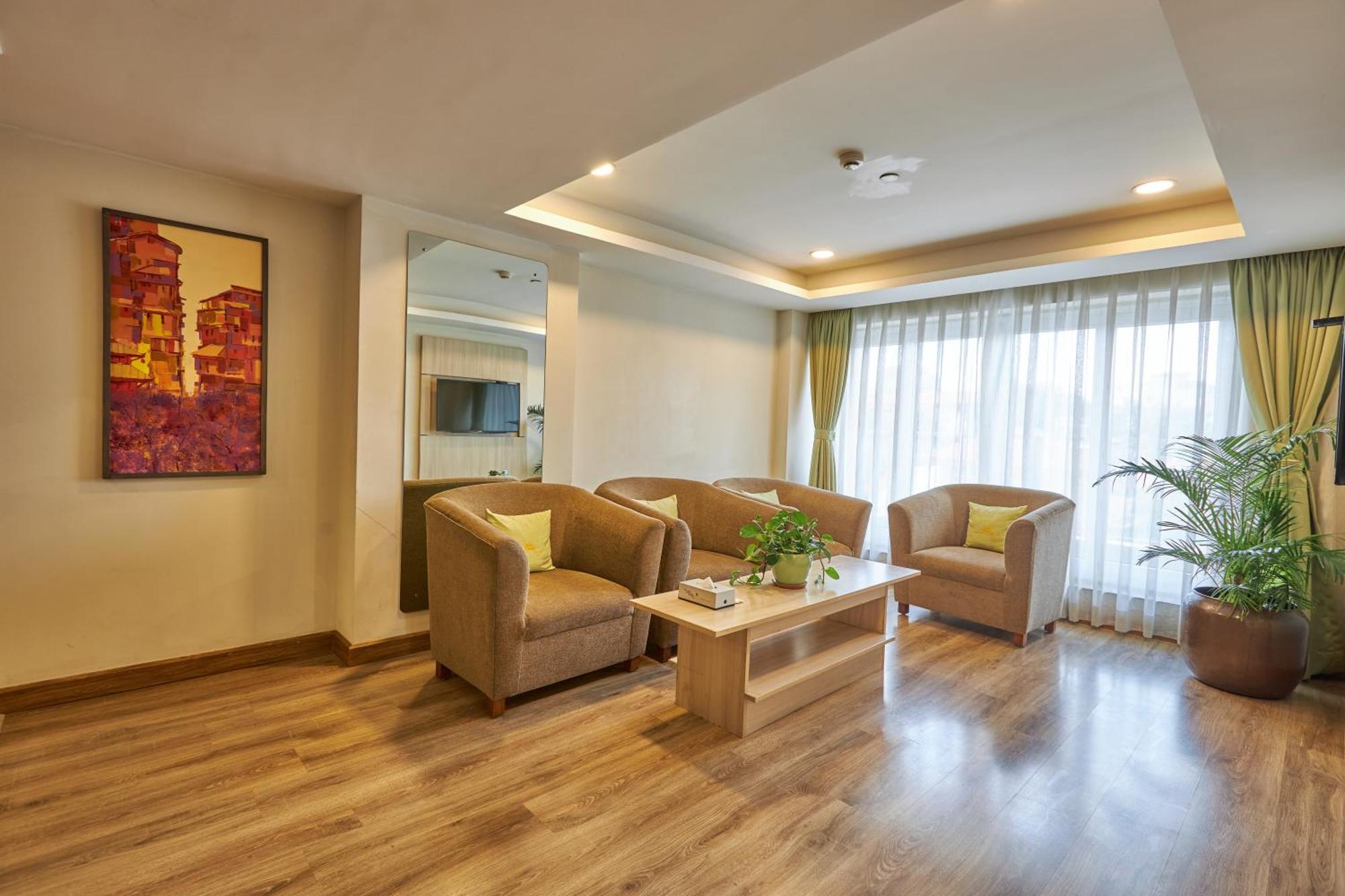 Hotel Crowne Imperial Κατμαντού Εξωτερικό φωτογραφία