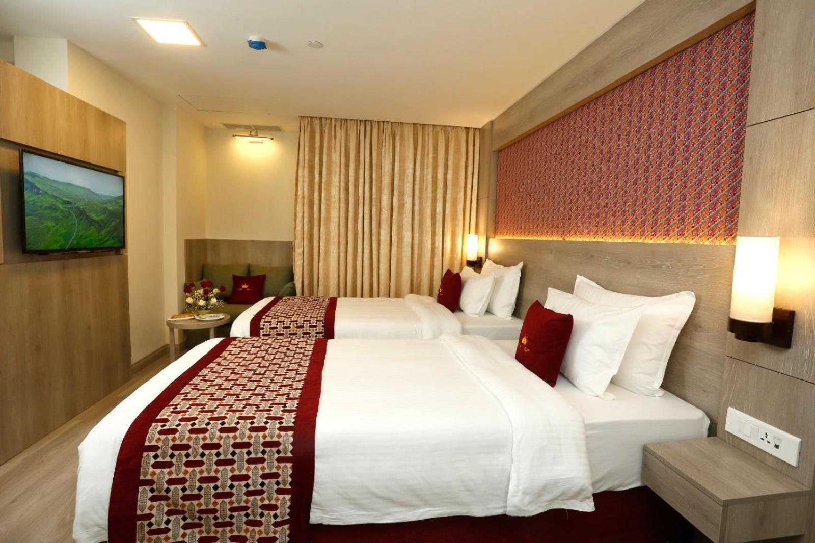 Hotel Crowne Imperial Κατμαντού Εξωτερικό φωτογραφία