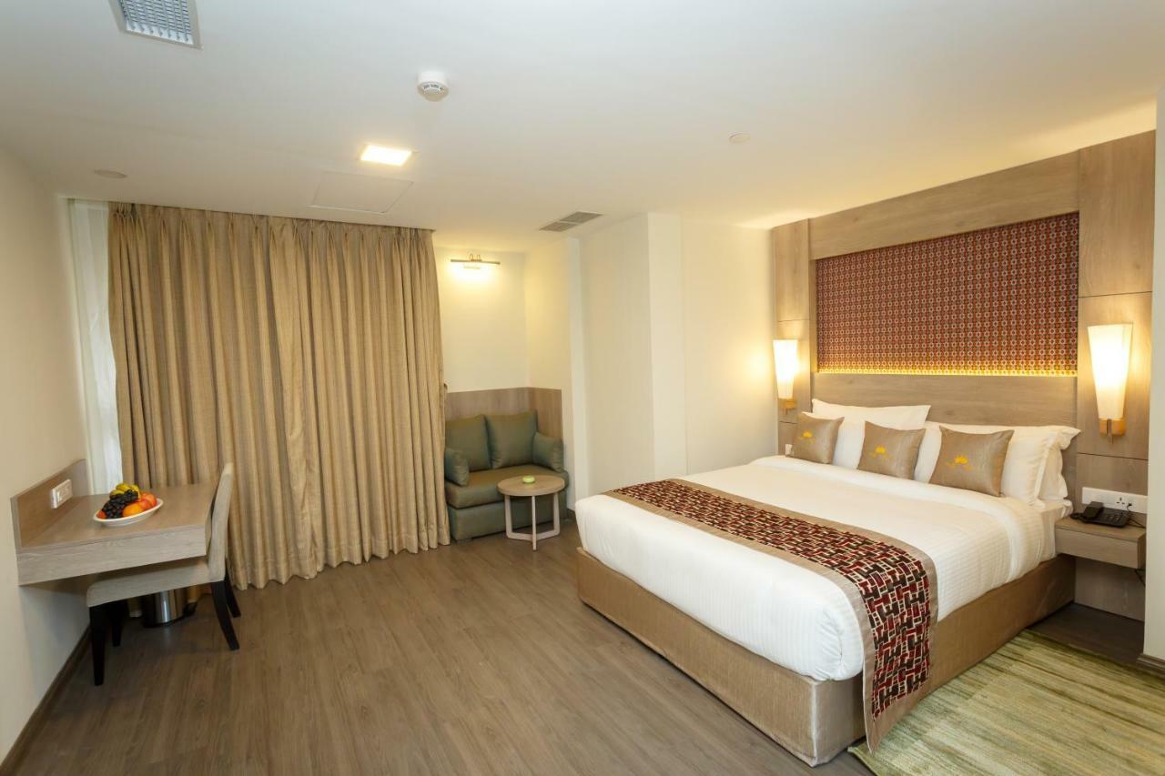 Hotel Crowne Imperial Κατμαντού Εξωτερικό φωτογραφία