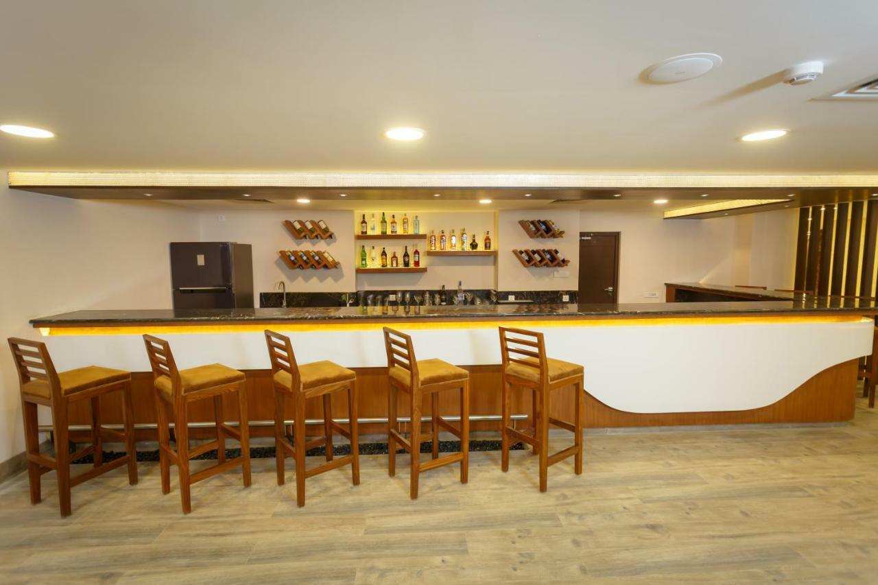 Hotel Crowne Imperial Κατμαντού Εξωτερικό φωτογραφία