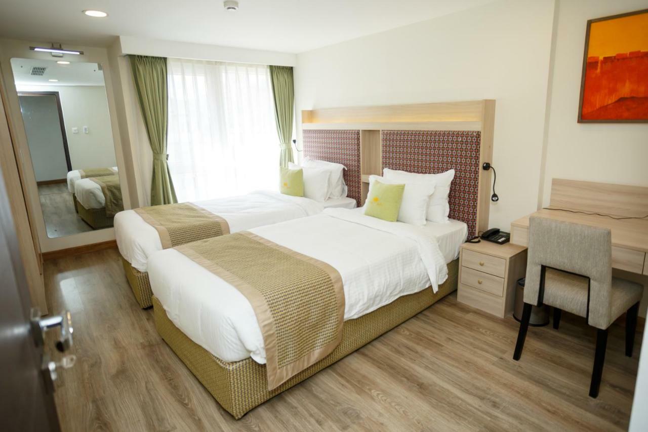Hotel Crowne Imperial Κατμαντού Εξωτερικό φωτογραφία
